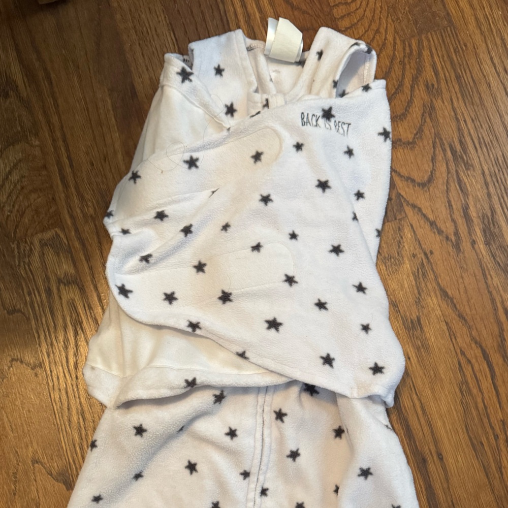 Set of 8 infant swaddles/swaddle blankets - Halo, Happiest Baby, Ollie, & more - Picture 15 of 16